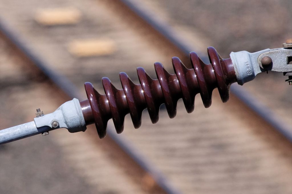 Products of Ceramics and Glass 9 Insulator railways Easy Resize.com