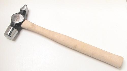 Cross-pein hammer