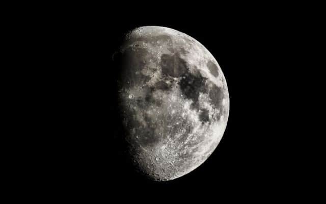 Components of the Solar System II 1 moon