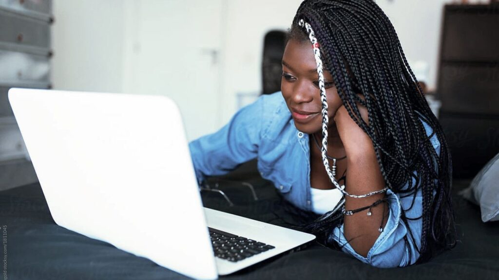 24 Online Business Ideas in Nigeria that can be Launched Quickly and Easily. Invest and Start your Online Business Today 1 online business - blogging